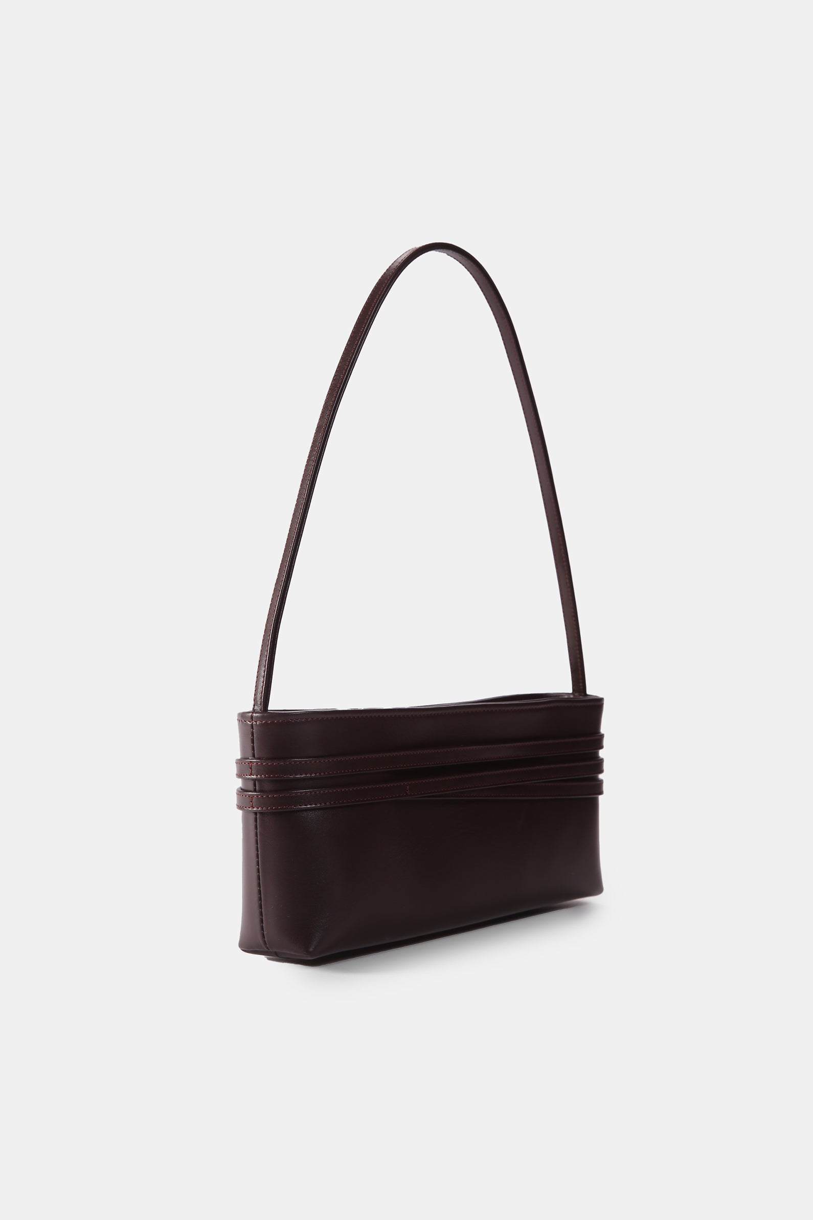 Britni Tasche in Braun
