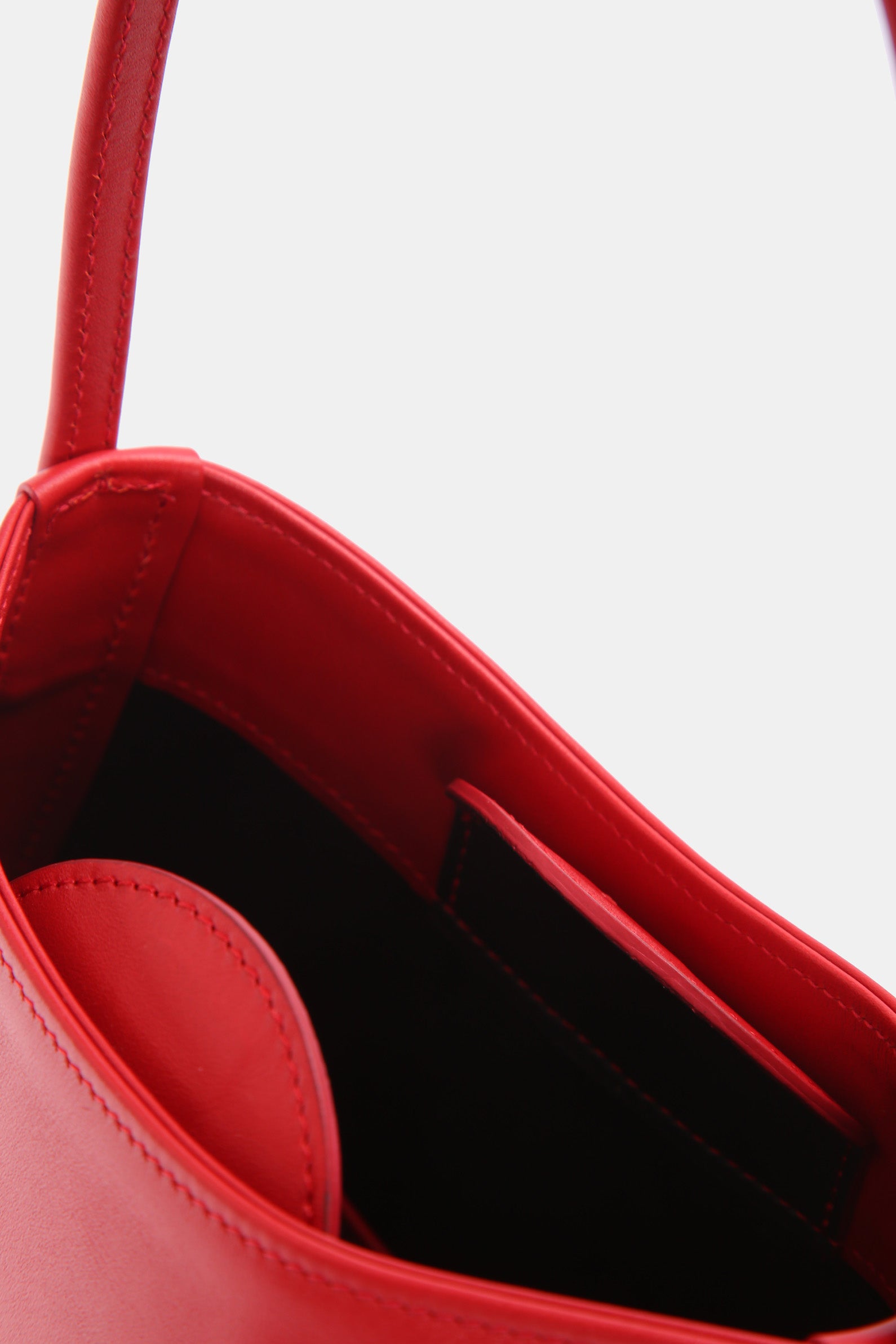 Bell Mini in Rot